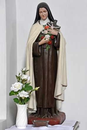 리지외의 성녀 데레사_photo by Pasztilla aka Attila Terbocs_in the Church of the Holy Cross in Alsonemedi_Hungary.jpg